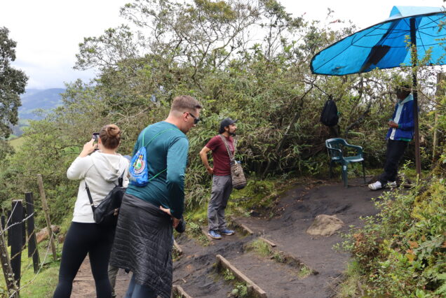 "Group enjoying the La Chorrera and Chiflón hike near Bogotá" -