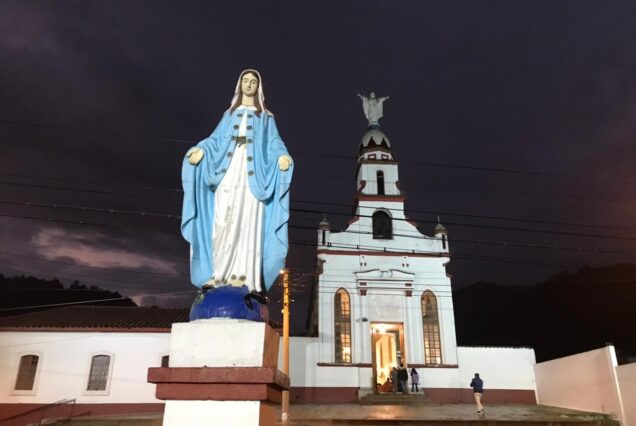 Historic streets of Zipaquirá explored on the Guatavita Salt Cathedral cultural day tour